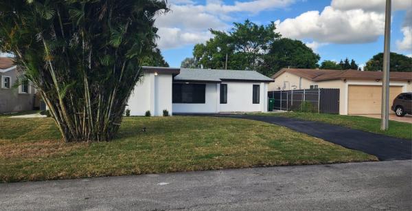 The Knolls, 8633 N Sutton Dr, Miramar, Florida 33025, image 3
