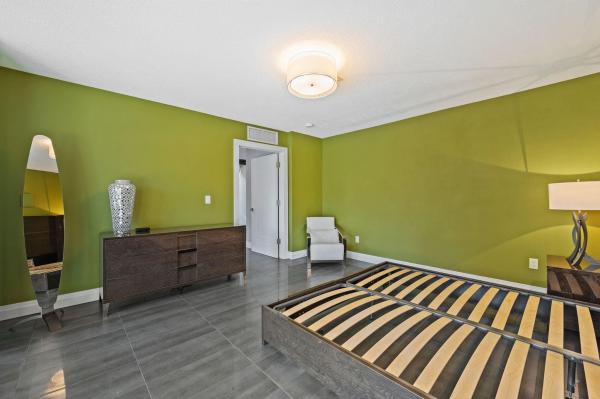 Portside Yacht Club, 8 Port Side Dr #8A, Fort Lauderdale, Florida 33316, image 1