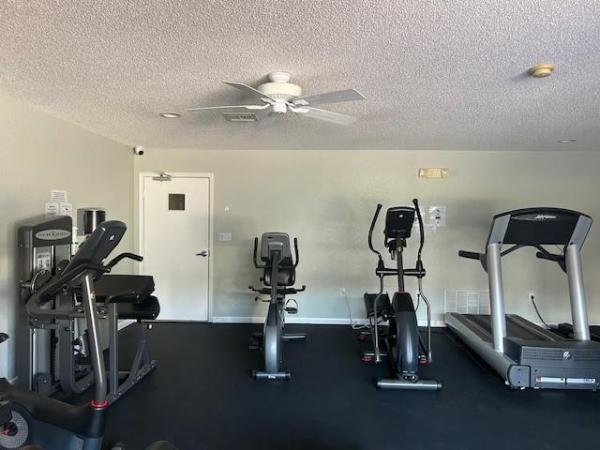 Oriole Golf & Tennis Club 2, 1000 Country Club Dr #403, Margate, Florida 33063, image 2
