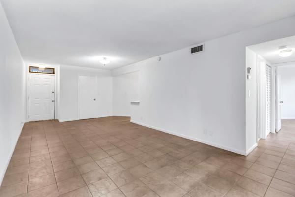 Lake Pointe, 210 Lake Pointe Dr #103, Oakland Park, Florida 33309, image 1