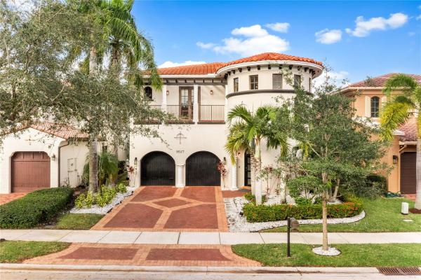 Parkland Golf & Country Club, 9527 Exbury Ct, Parkland, Florida 33076, image 2