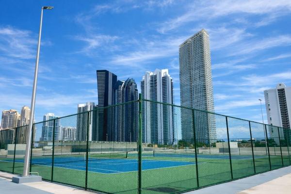 Plaza Of The Americas, 16919 N Bay Rd #911, Sunny Isles Beach, Florida 33160, image 1