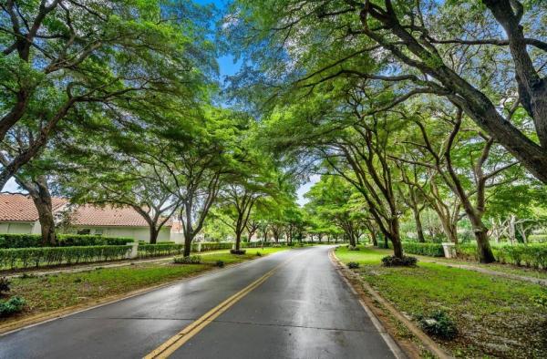 Balboa Point, 17282 Ventana Dr, Boca Raton, Florida 33487, image 2