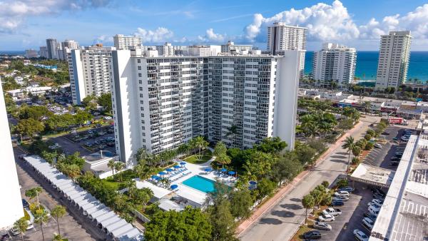 Coral Ridge Towers South, 3333 NE 34th St #709, Fort Lauderdale, Florida 33308, image 1