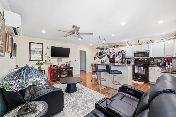 Astor, 3510 Harrison St #10, Hollywood, Florida 33021, image 2