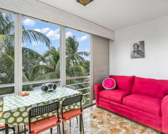 Lauderdale Oaks, 2951 NW 46th Ave #301, Lauderdale Lakes, Florida 33313, image 1