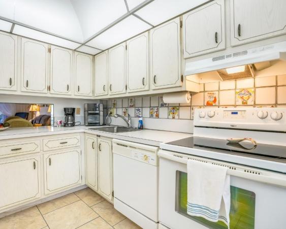 Lauderdale Oaks, 2951 NW 46th Ave #301, Lauderdale Lakes, Florida 33313, image 3