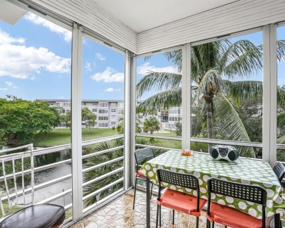 Lauderdale Oaks, 2951 NW 46th Ave #301, Lauderdale Lakes, Florida 33313, image 2