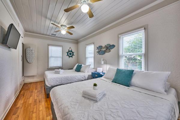 Lake Worth Town, 212 N L St #1, Lake Worth Beach, Florida 33460, image 1