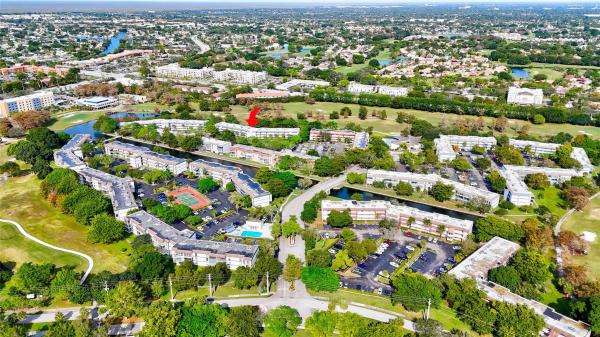 Sands Point, 8380 Sands Point Blvd #306J, Tamarac, Florida 33321, image 3