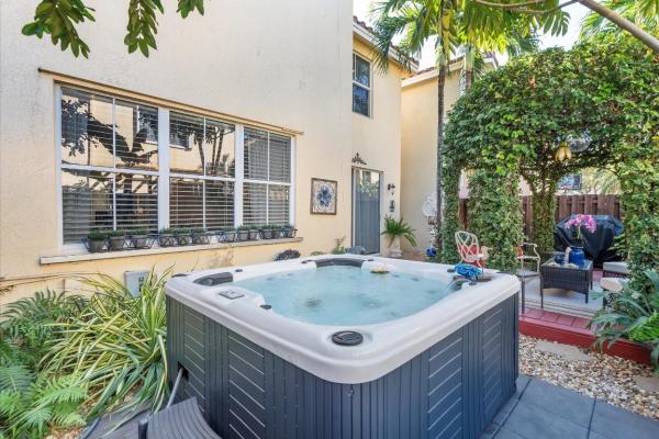 Marina Isle At Nautica, 17115 SW 39th Ct, Miramar, Florida 33027, image 2