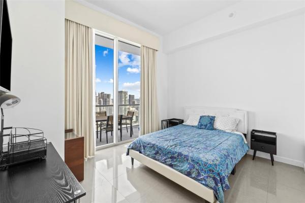 Latitude On The River, 185 SW 7th St #4403, Miami, Florida 33130, image 2