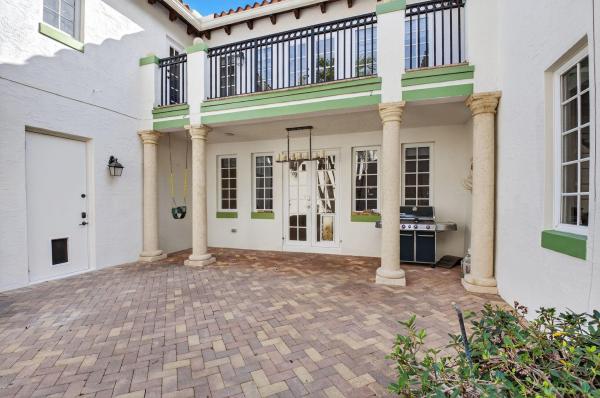 Old Palm Grove, 1617 Estuary Way, Delray Beach, Florida 33483, image 2
