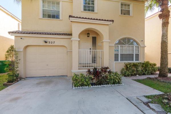 Governors Walk, 527 NW 87th Ln, Coral Springs, Florida 33071, image 3