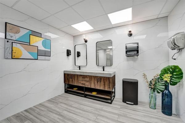 Parker Tower, 3140 S Ocean Dr #2206, Hallandale Beach, Florida 33009, image 1