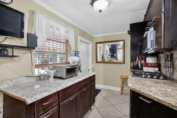 Brian Manors, 641 NE 140th St, North Miami, Florida 33161, image 3