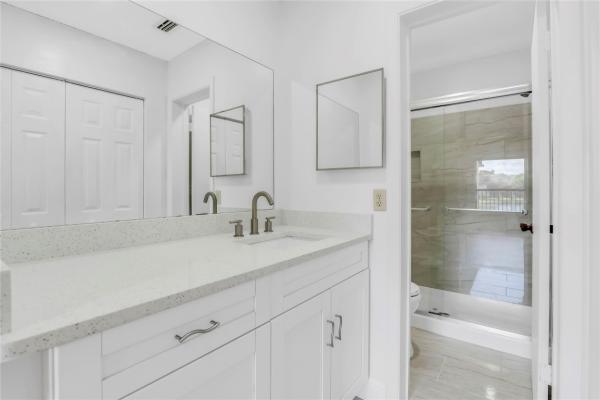 Pond Apple Place 4, 3211 S Carambola Cir #23106, Coconut Creek, Florida 33066, image 1