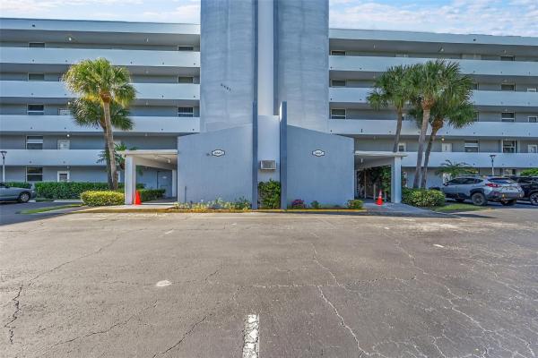 Boca Teeca, 6661 NW 2nd Ave #304, Boca Raton, Florida 33487, image 1