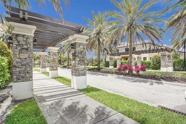 Manor Parc, 4875 NW 55th Pl, Tamarac, Florida 33319, image 1