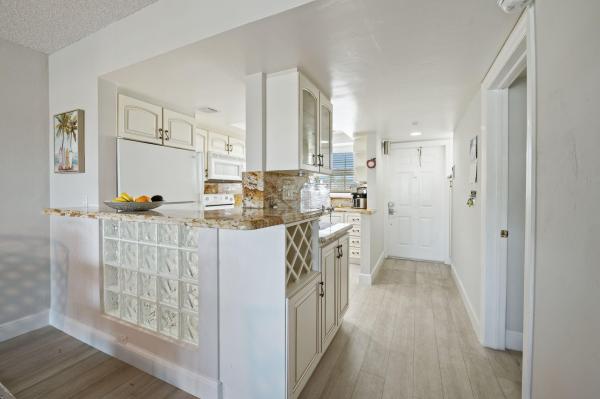 Pompano Yacht & Beach Club, 140 NE 28th Ave #406, Pompano Beach, Florida 33062, image 1