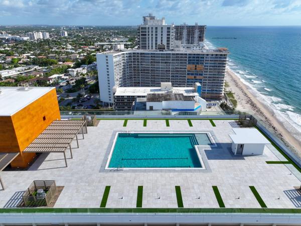 Ocean Club, 4020 Galt Ocean Dr #107, Fort Lauderdale, Florida 33308, image 1