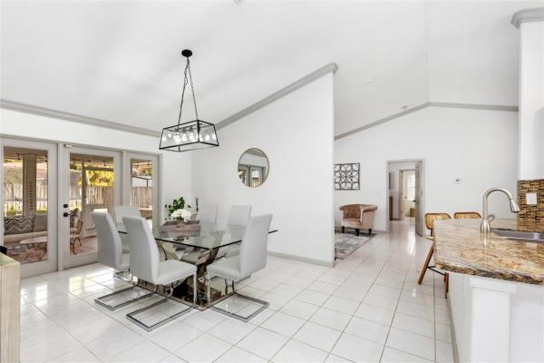 Sugar Pond Manor, 14429 Horseshoe Trce, Wellington, Florida 33414, image 3