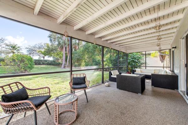 Ramblewood Villas, 1621 Riverwood Ln, Coral Springs, Florida 33071, image 2