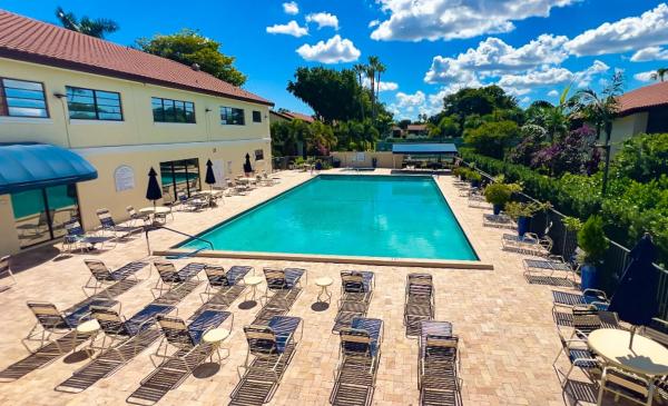 Palm Chase, 10805 Bahama Palm Way #201, Boynton Beach, Florida 33437, image 1