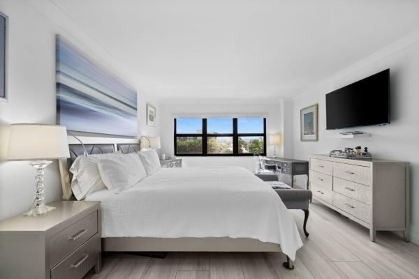 Sea Ranch Club C, 4900 N Ocean Blvd #403, Lauderdale By The Sea, Florida 33308, image 1