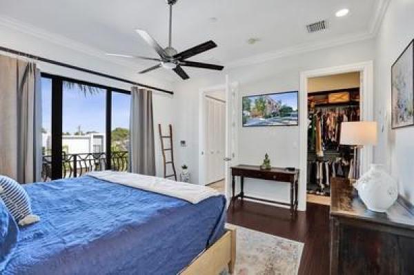 Santa Barbara Estates, 2260 SE 7th St, Pompano Beach, Florida 33062, image 1