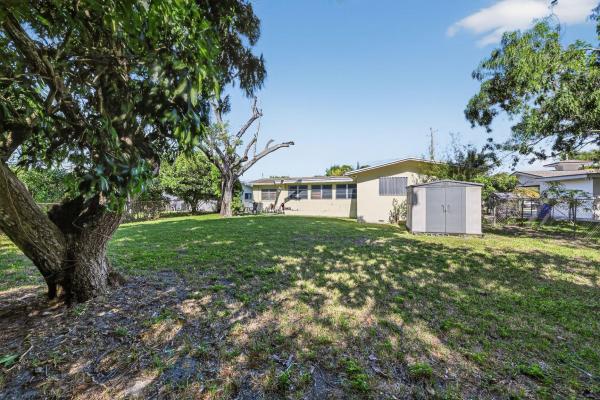 Esmonda Gardens, 812 SW 14th Ct, Fort Lauderdale, Florida 33315, image 1