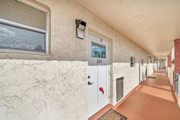Hollybrook Golf & Tennis Club, 8980 S Hollybrook Blvd #204, Pembroke Pines, Florida 33025, image 1