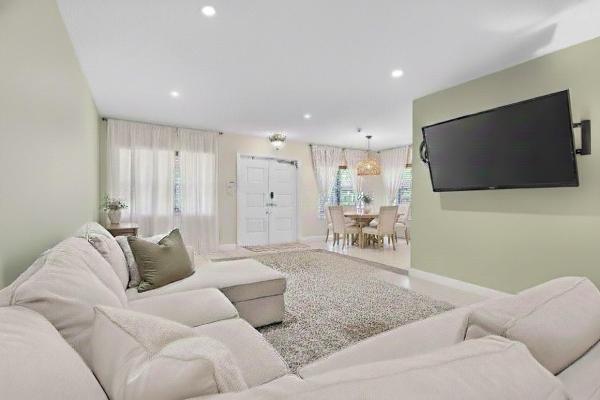 Norwood, 301 SE 8th Ct, Pompano Beach, Florida 33060, image 1