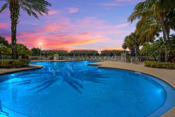 Harbour Isle West, 19 Harbour Isle Dr #106, Fort Pierce, Florida 34949, image 2