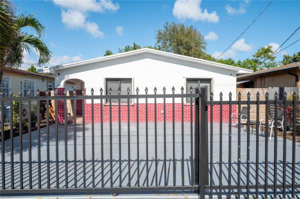 Seminole Crest, 3167 NW 52nd St, Brownsville, Florida 33142, image 2