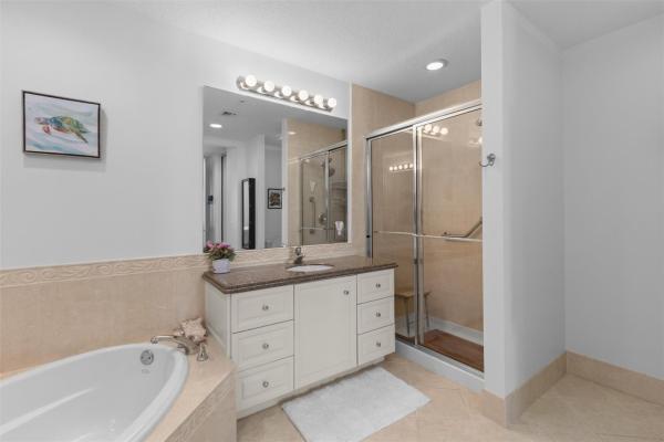 Harbour Isle East, 9 Harbour Isle Dr #102, Fort Pierce, Florida 34949, image 1