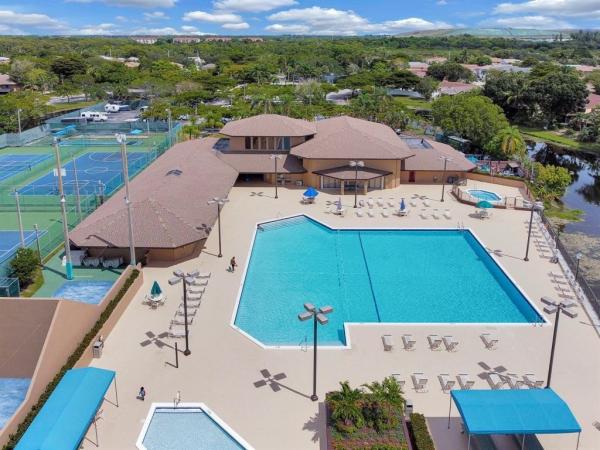 Lakeview Homes At Centura Parc, 2251 NW 34th Ter, Coconut Creek, Florida 33066, image 2