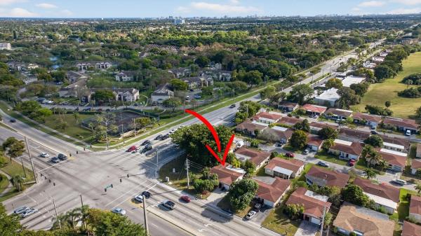 Crystal Lake Golf Villas, 910 NW 49th Ct, Deerfield Beach, Florida 33064, image 1