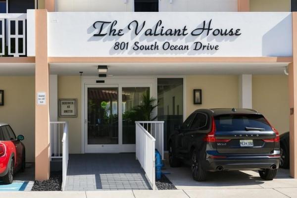 Valiant House, 801 S Ocean Dr #206, Hollywood, Florida 33019, image 1
