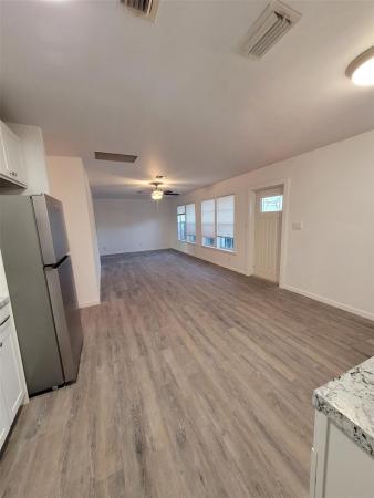 Island Park Woodlands, 6106 Island Park Ct, Fort Myers, Florida 33908, image 2