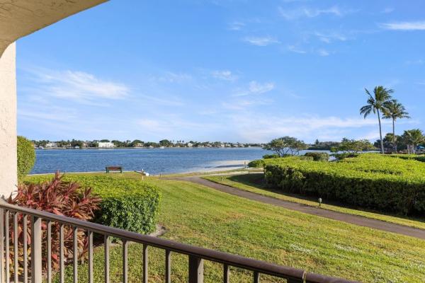 Half Moon Bay, 7020 Half Moon Cir #105, Hypoluxo, Florida 33462, image 1