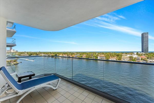 Turnberry Isle North, 19707 Turnberry Way #9J, Aventura, Florida 33180, image 1