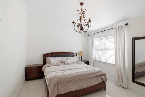 Sterling Place At Pembroke Shores, 16890 SW 1st Mnr, Pembroke Pines, Florida 33027, image 1