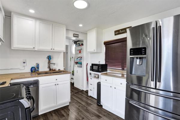 Crystal Lake Golf Villas, 4611 NW 12th Dr, Deerfield Beach, Florida 33064, image 1