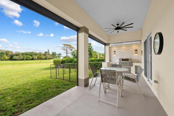 Golf Tam Village, 2920 Oak Tree Dr, Oakland Park, Florida 33309, image 2