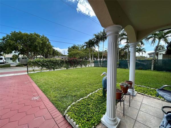 Collier Estates, 5971 NE 6th Ave, Oakland Park, Florida 33334, image 2