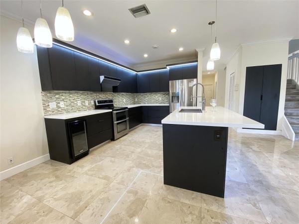 Willow Ridge, 4375 Foxtail Ln, Weston, Florida 33331, image 1