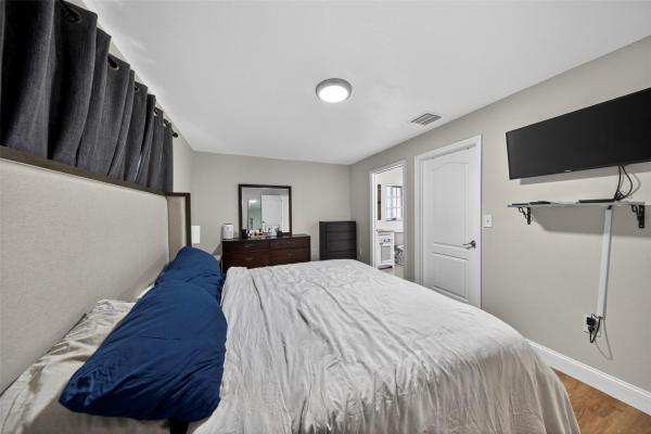 Prospect Gardens, 348 NW 40th Ct, Oakland Park, Florida 33309, image 2