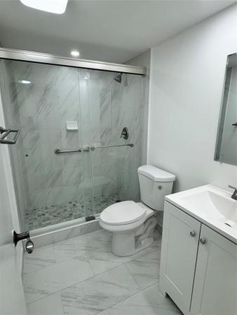 Palm-Aire Country Club 6, 3980 Oaks Clubhouse Dr #405, Pompano Beach, Florida 33069, image 1