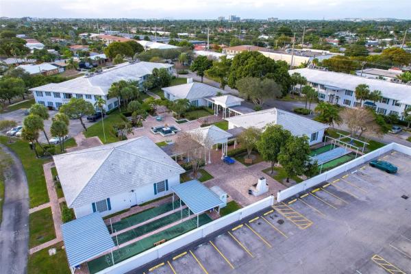 Imperial Point Colonnades, 2201 NE 66th St #1323, Fort Lauderdale, Florida 33308, image 1